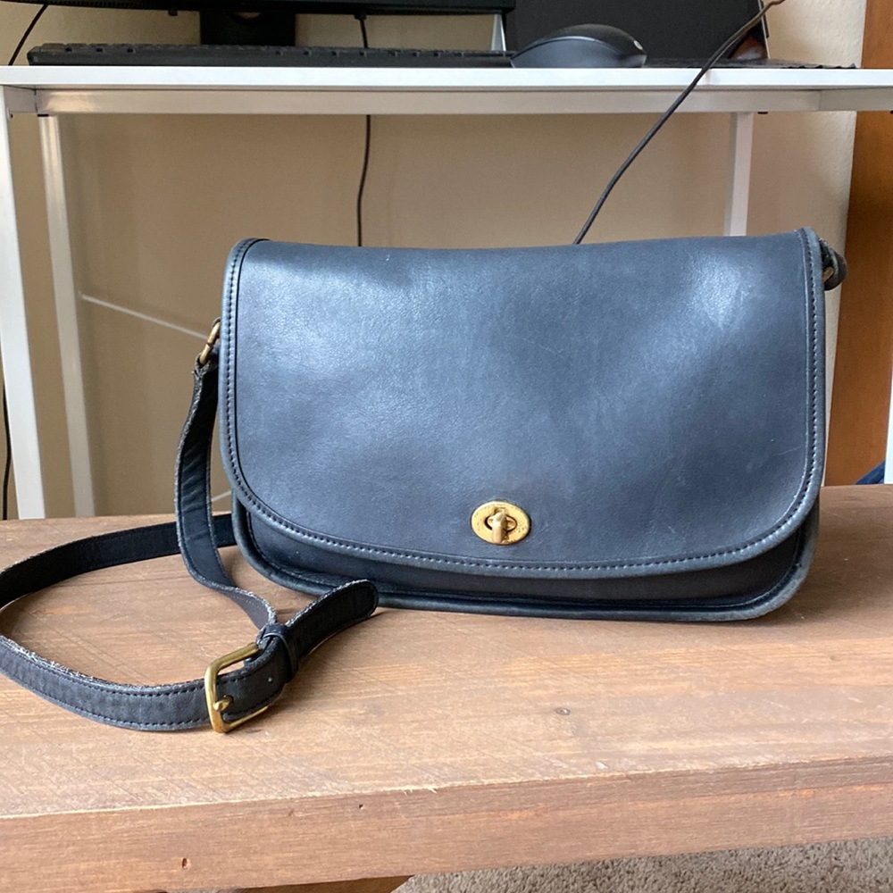 Coach Classic Blue Leather Brass City Bag 9790